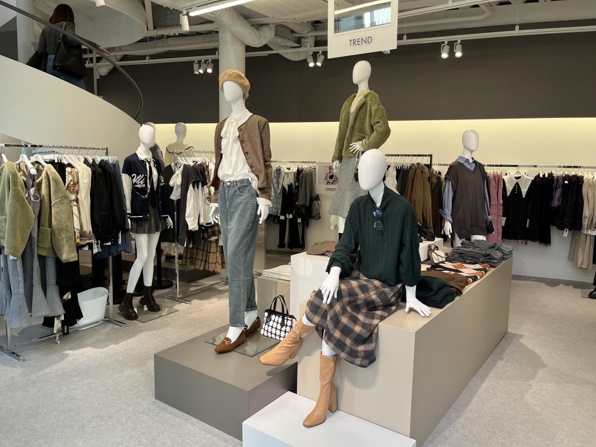 日本市場のニーズにマッチした商品をそろえる（写真＝1階店内）