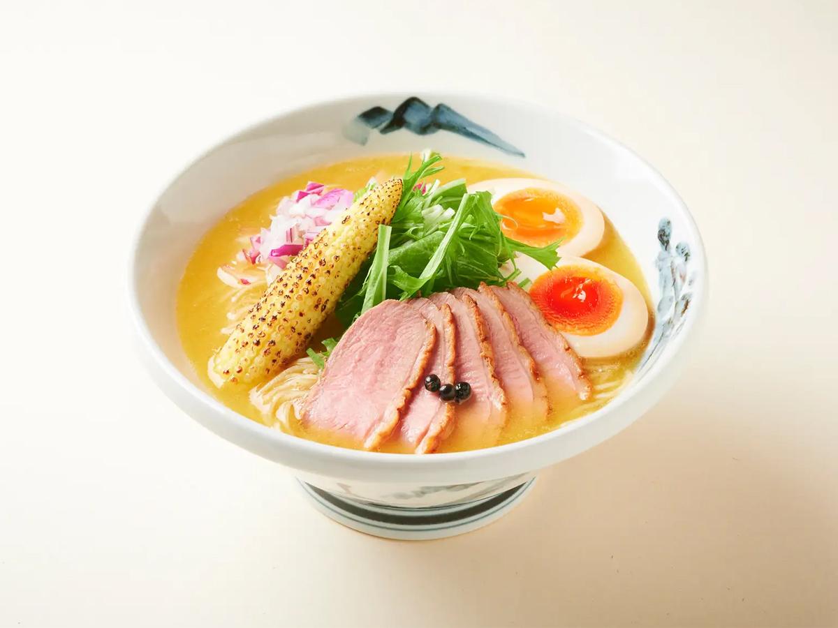 新作メニューの「鶏白湯らーめん」