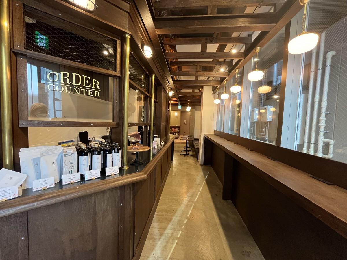 「CHIMNEY COFFEE」2号店（店内）