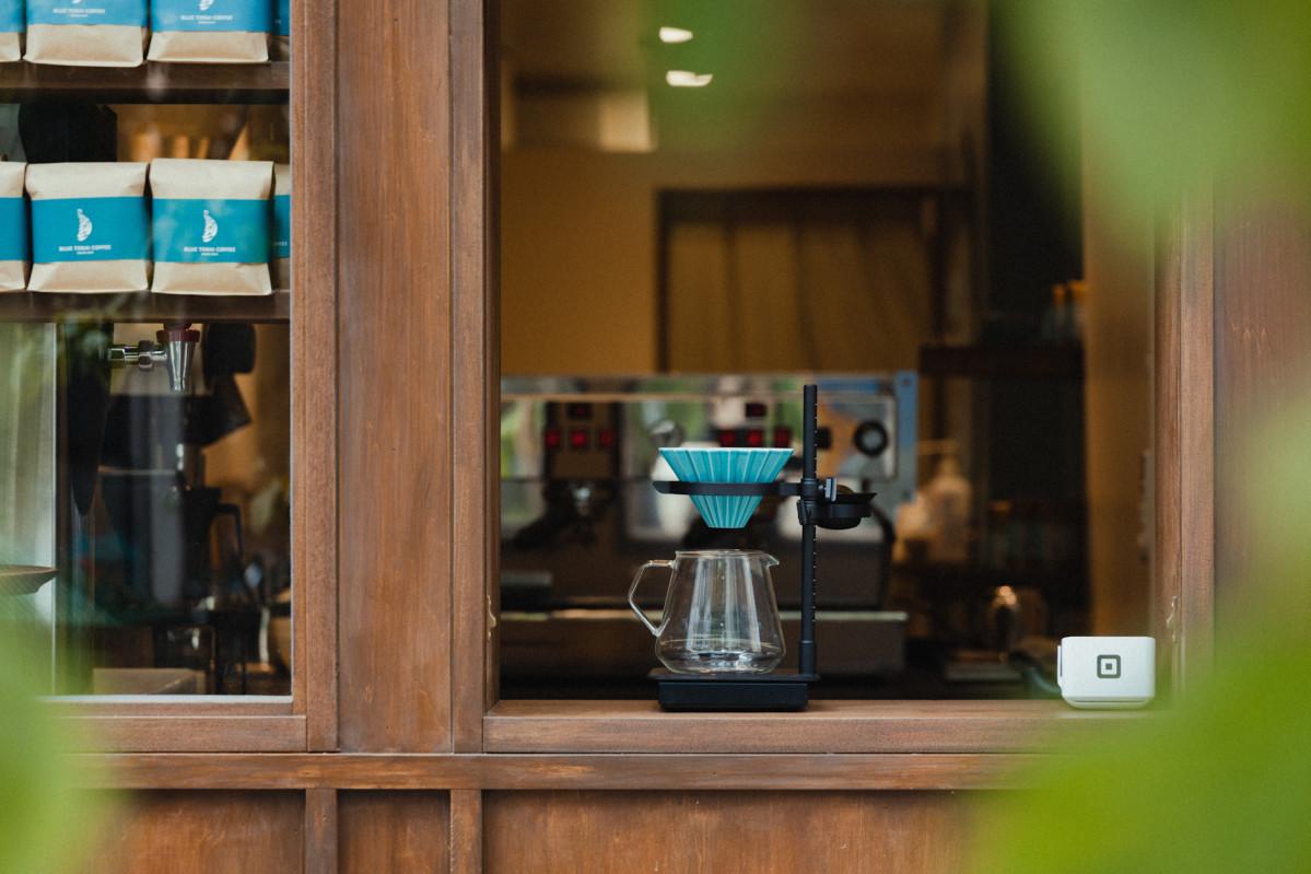 「ブルートーカイ コーヒー」外観