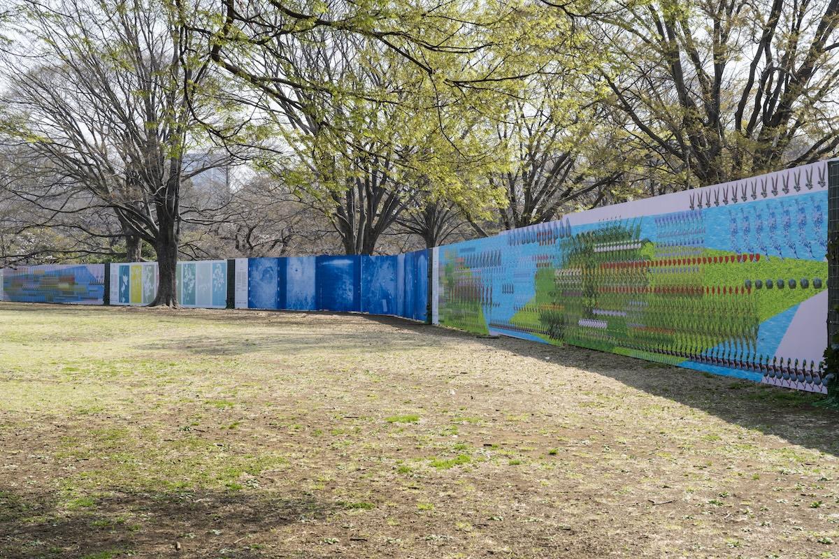 代々木公園・中央広場の仮囲いアート &copy; TOKYO PHOTOGRAPHIC RESEARCH