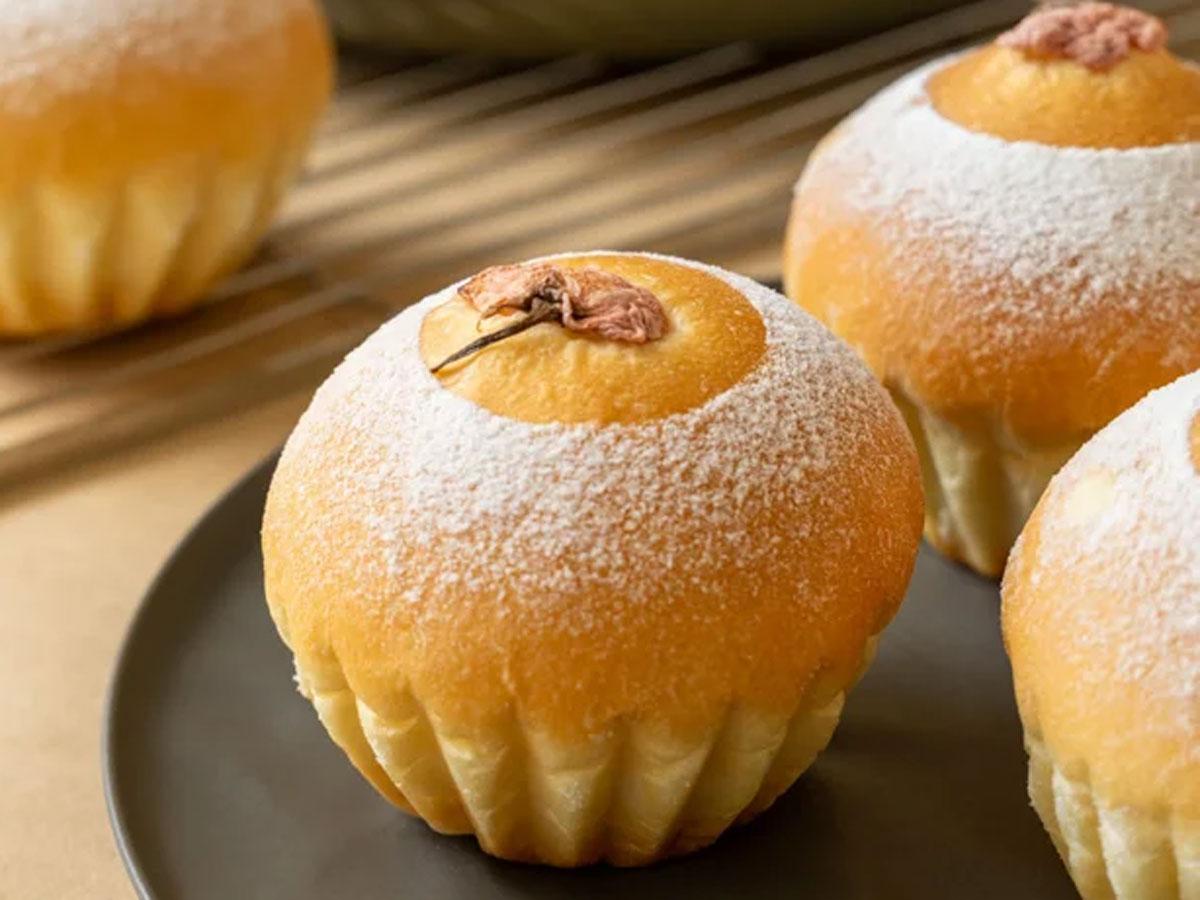 「Et Nunc Daikanyama」が販売するあんこと桜餅を合わせるクリームパンのイメージ