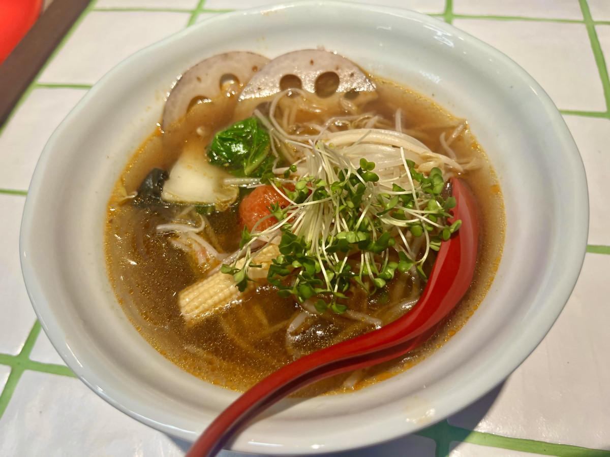 提供する和風だしの麻辣湯