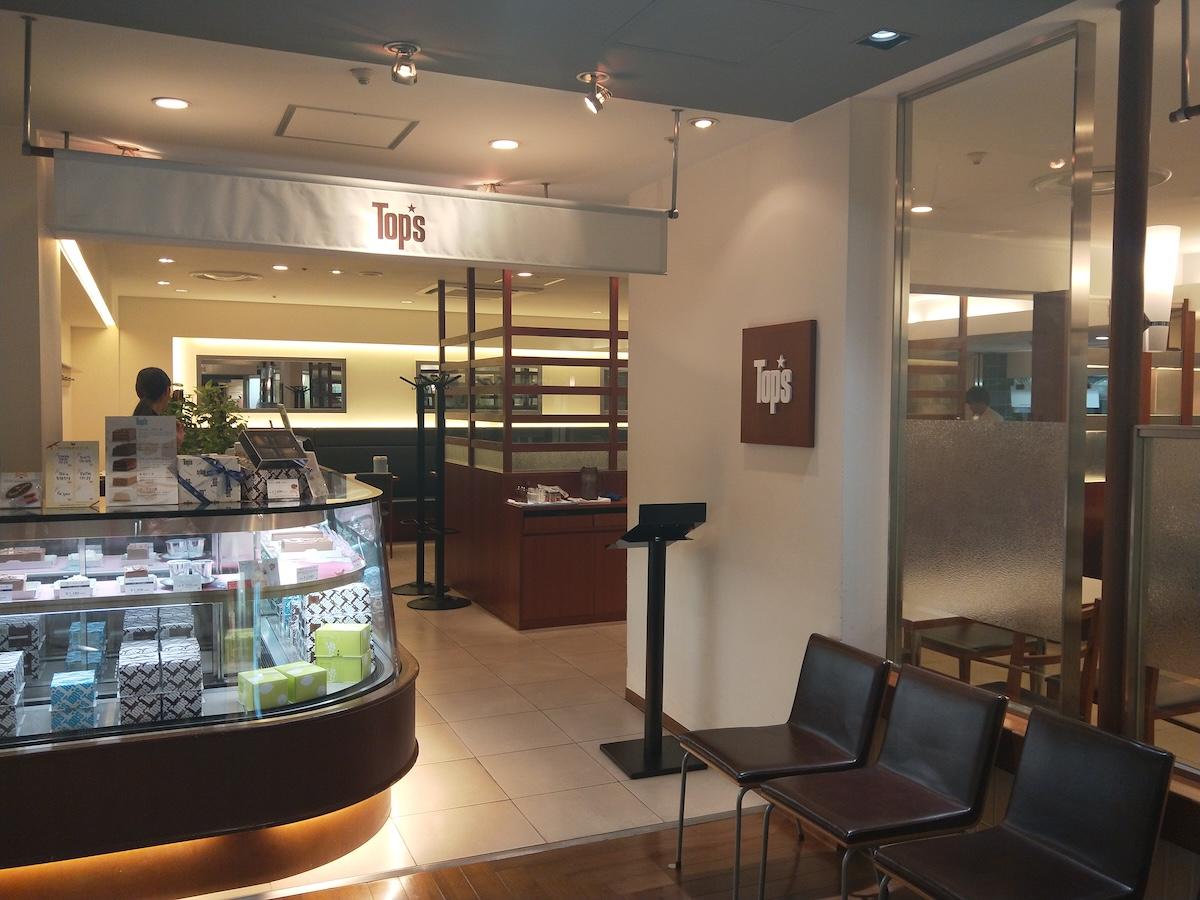 「トップス渋谷店」店舗入り口（写真提供＝トップス）
