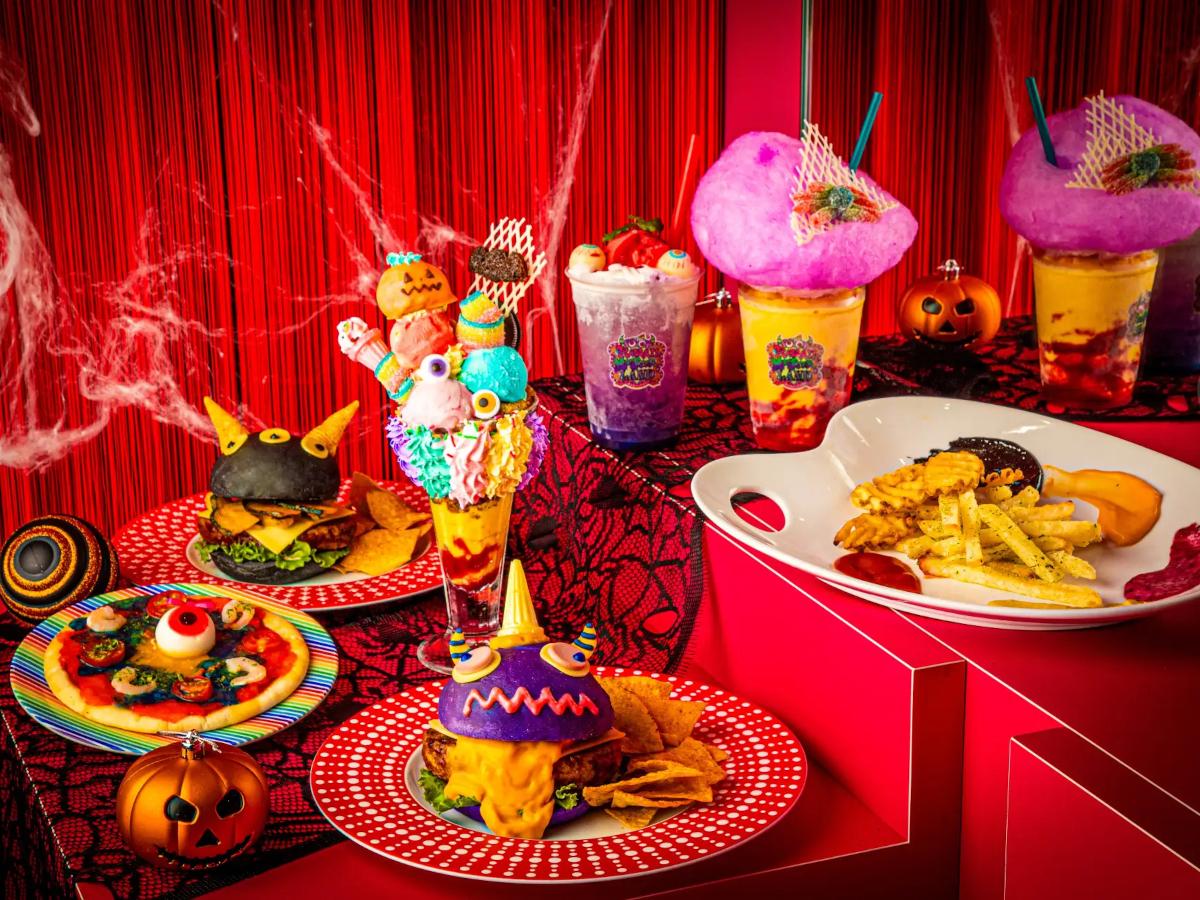 ハロウィーンの世界観を表現したメニュー