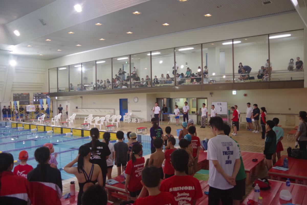 「第25回伊豆下田水泳大会」開会式の様子