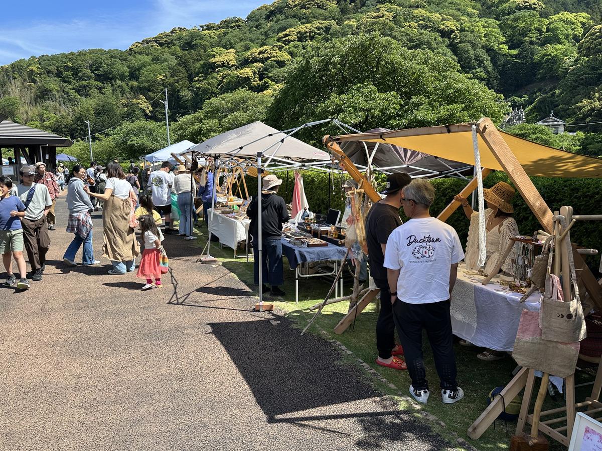 「第4回開国てづくり市」会場の様子