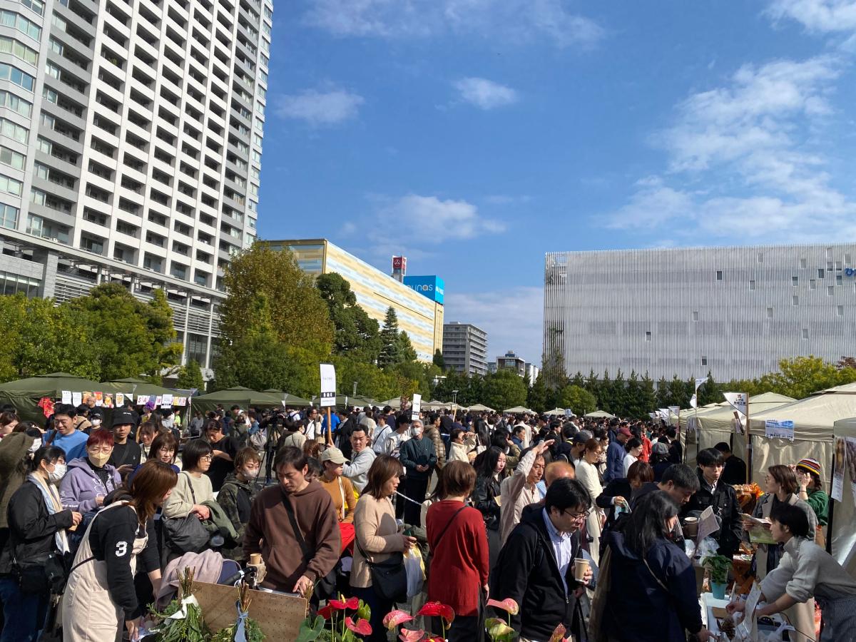 多くの来場者でにぎわう「すみだコーヒーフェスティバル」（昨年の開催時）