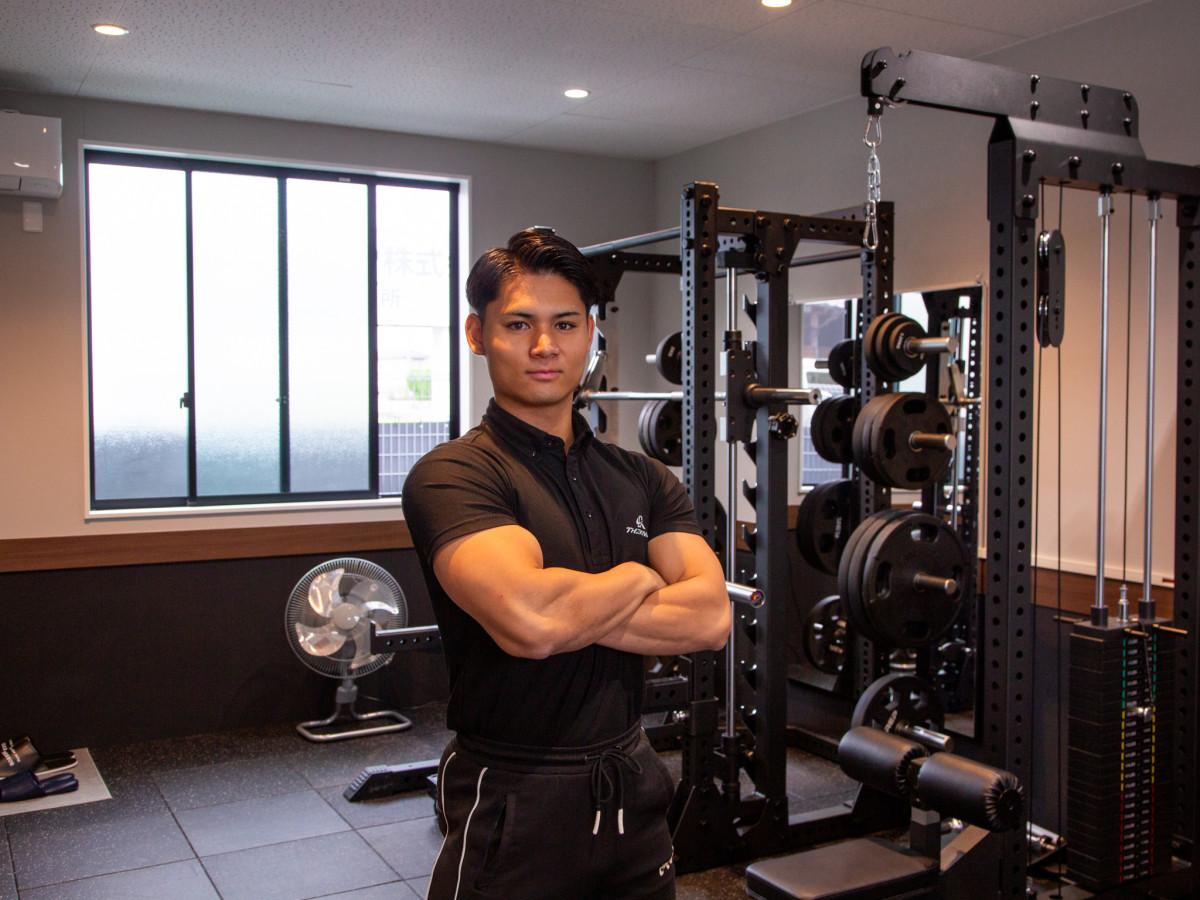 「THE KNOT（ザ・ノット）春日店」店長の近藤玄さん