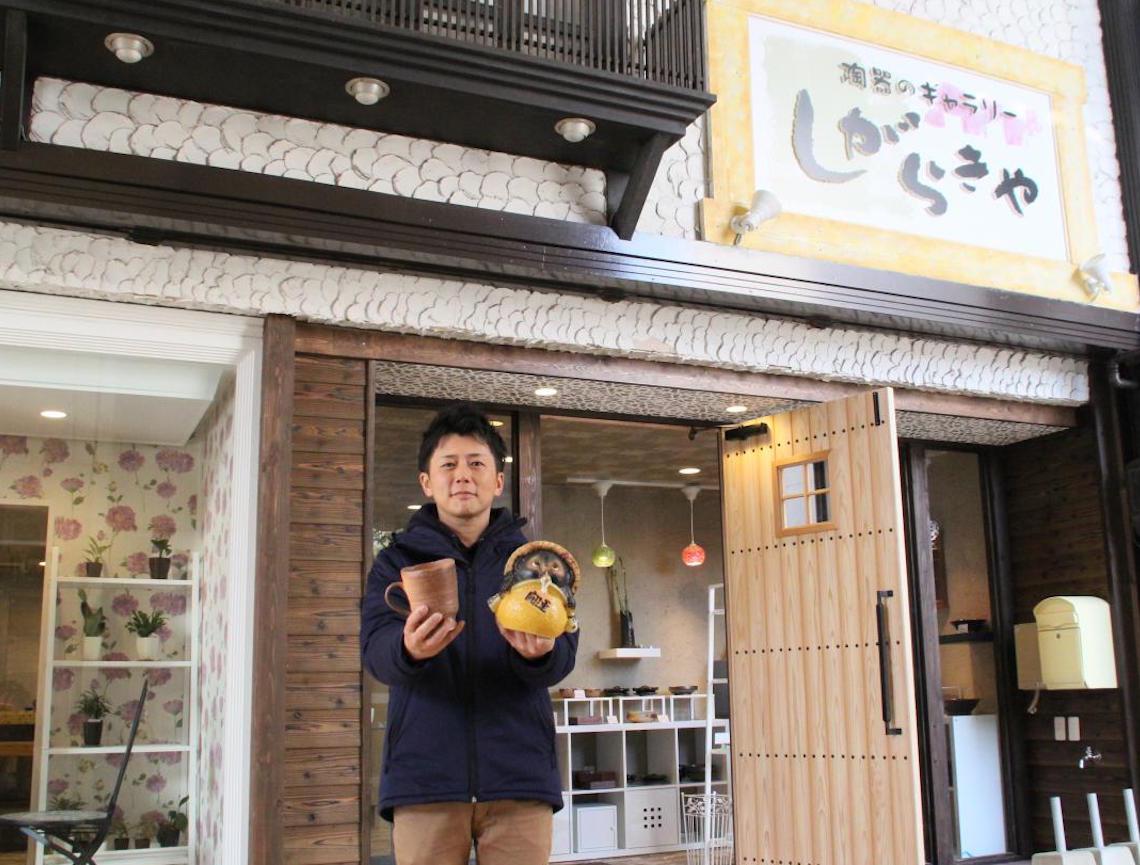 ギャラリーオーナーの下川さん