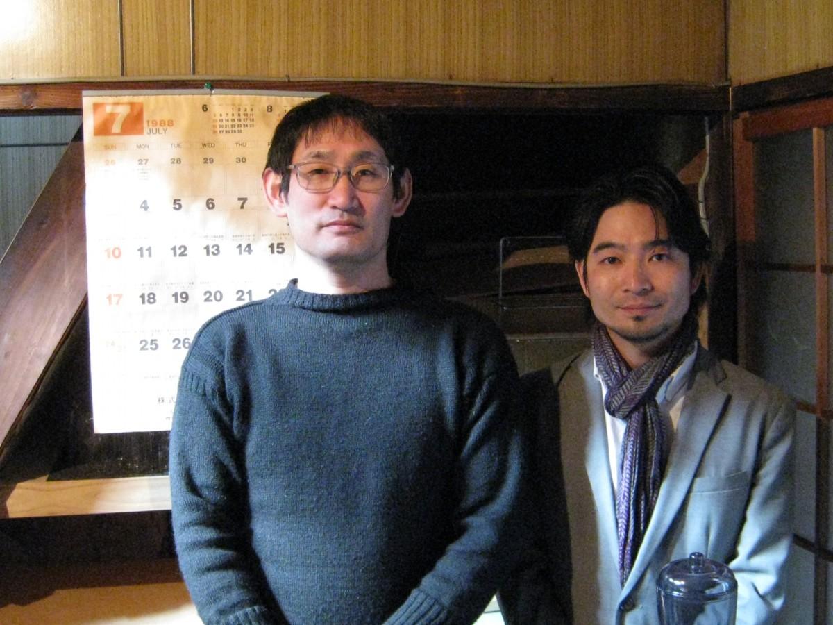 水曜日と土曜日担当の福岡智宏さん(左)中村卓さん(右)