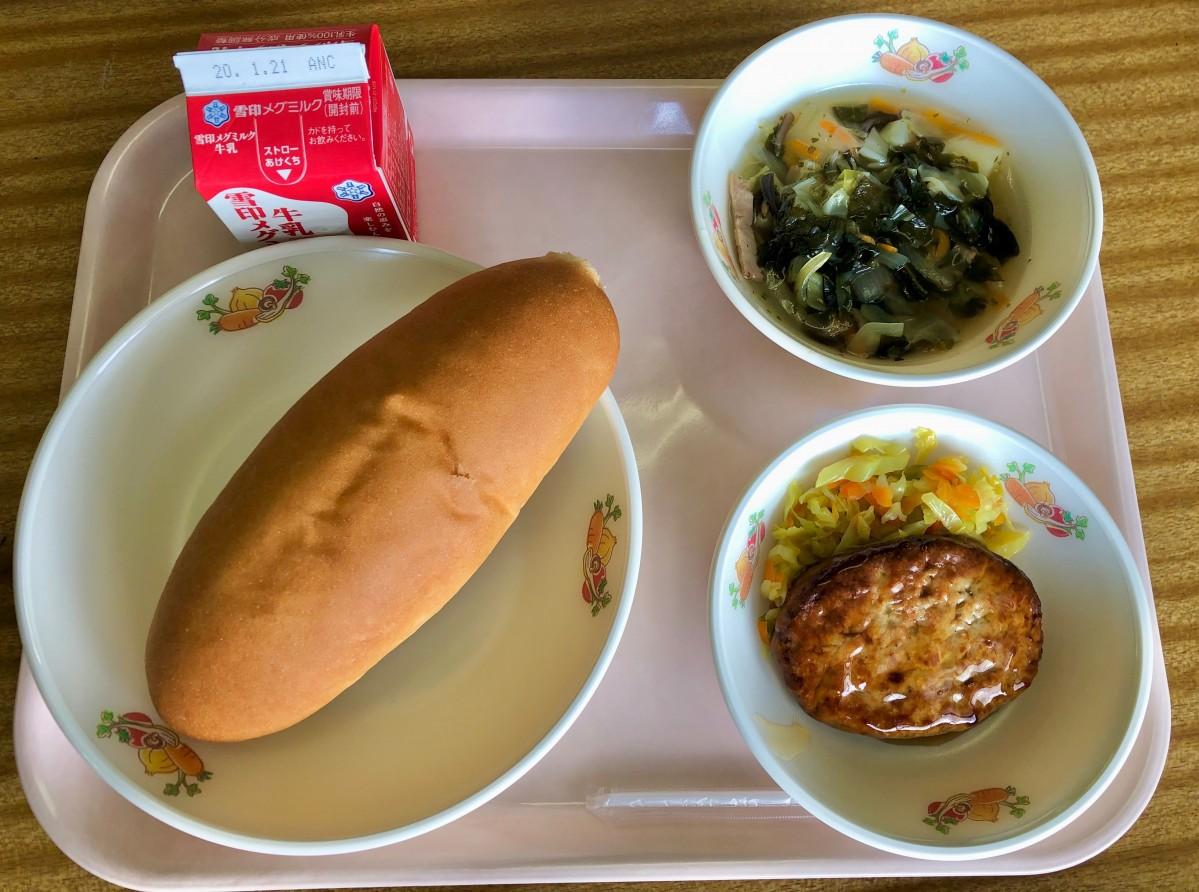 給食初日のメニュー