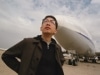 羽田空港にエキストラ1,500人-映画「ハッピーフライト」撮影で