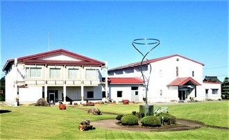富山・上市町の西田美術館で「やわやわキャンプ」 アウトドアグッズ販売も