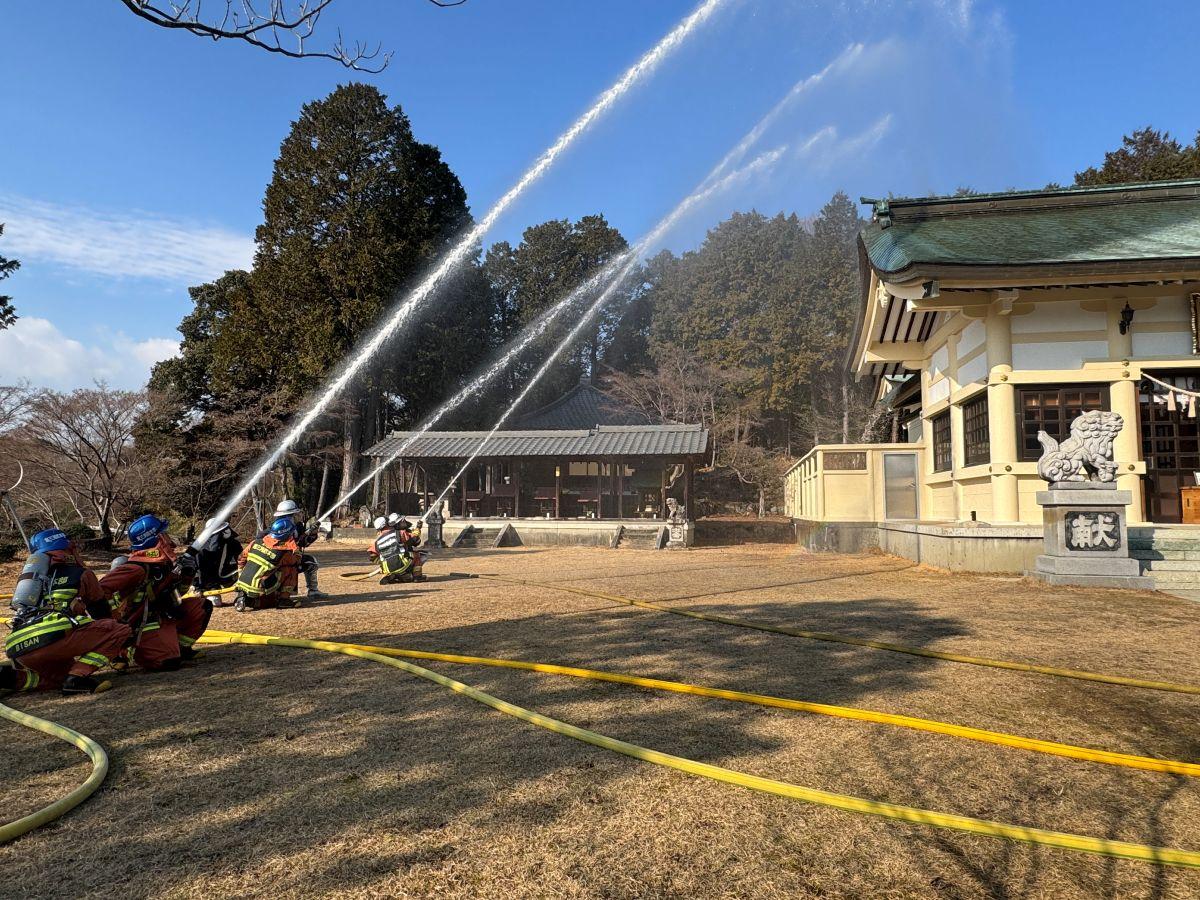 一斉放水の様子