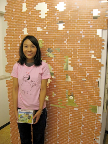 稲荷町駅近くの画廊で女性アーティスト3人展-芸大卒アーティストも