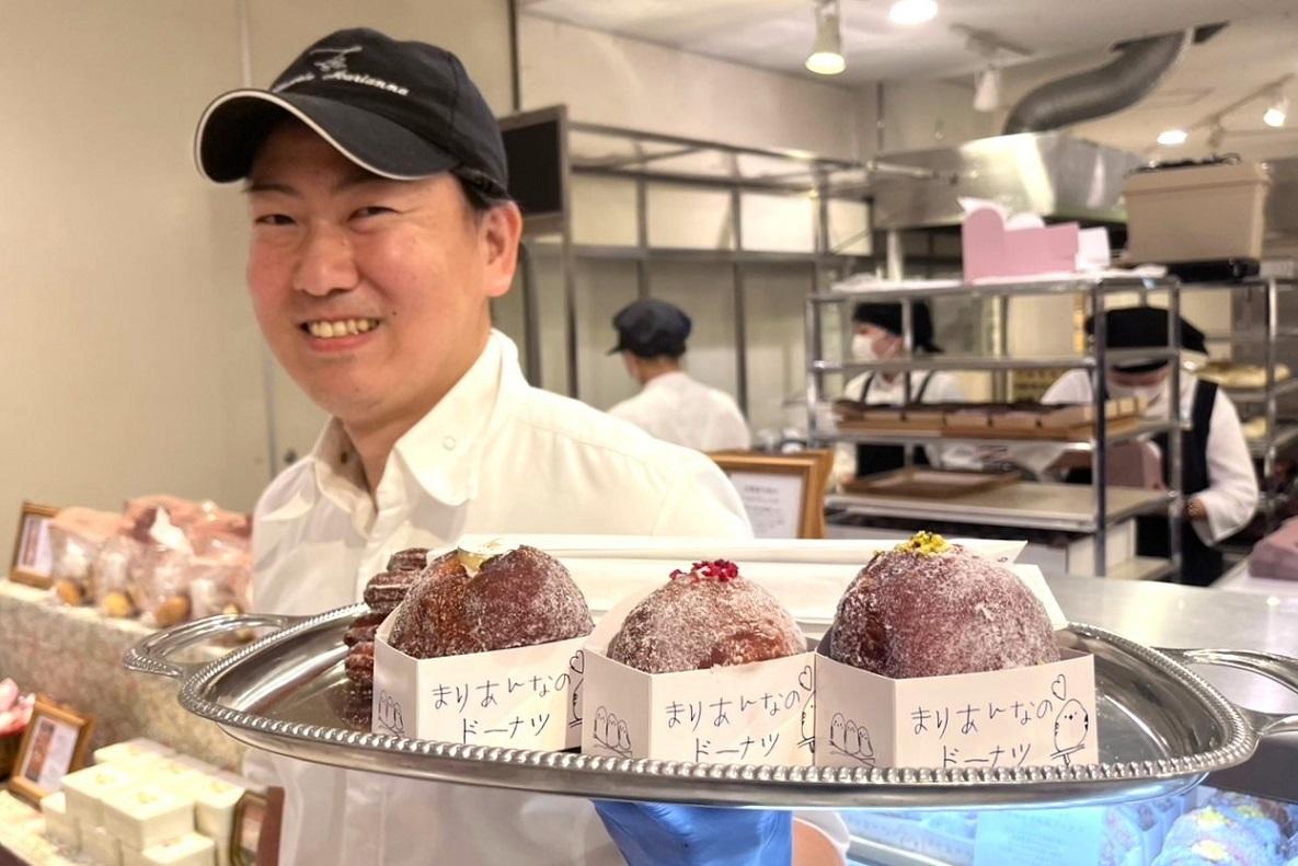 「インカのめざめ」のペーストを合わせたクリームの生ドーナツを販売する「菓子工房マリアンナ」