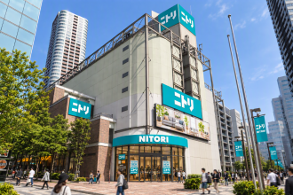 家具店「ニトリ」（大阪市北区茶屋町16）が10月30日、大阪・茶屋町にオープンする。