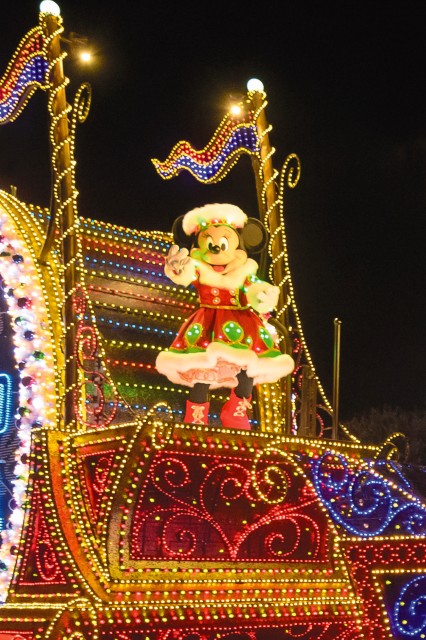 ディズニーパレード夜2024