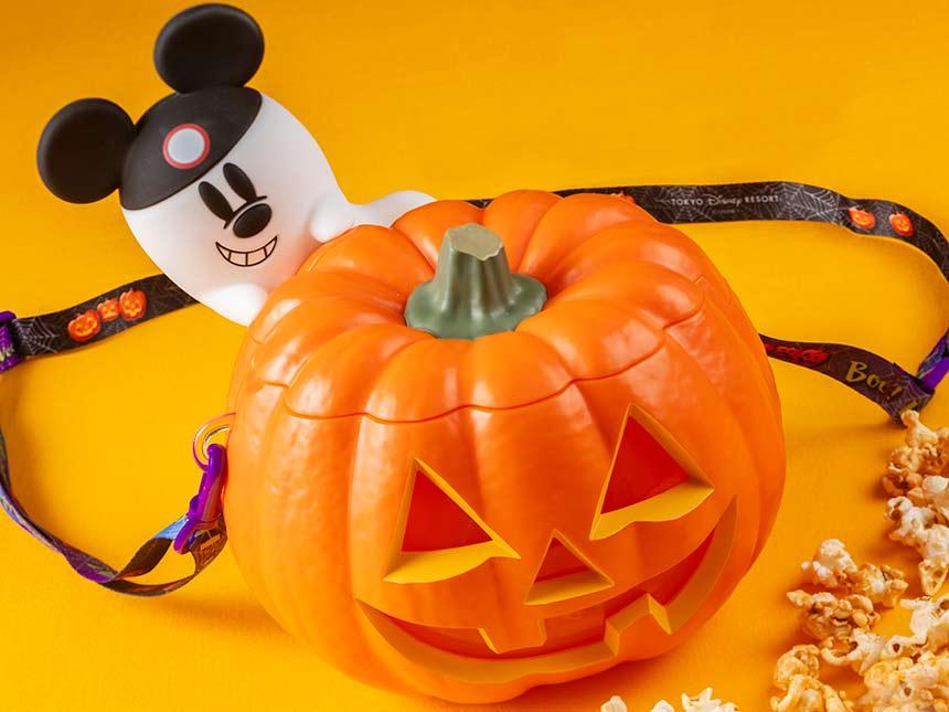 光るかぼちゃの形のポップコーンバケット ©Disney