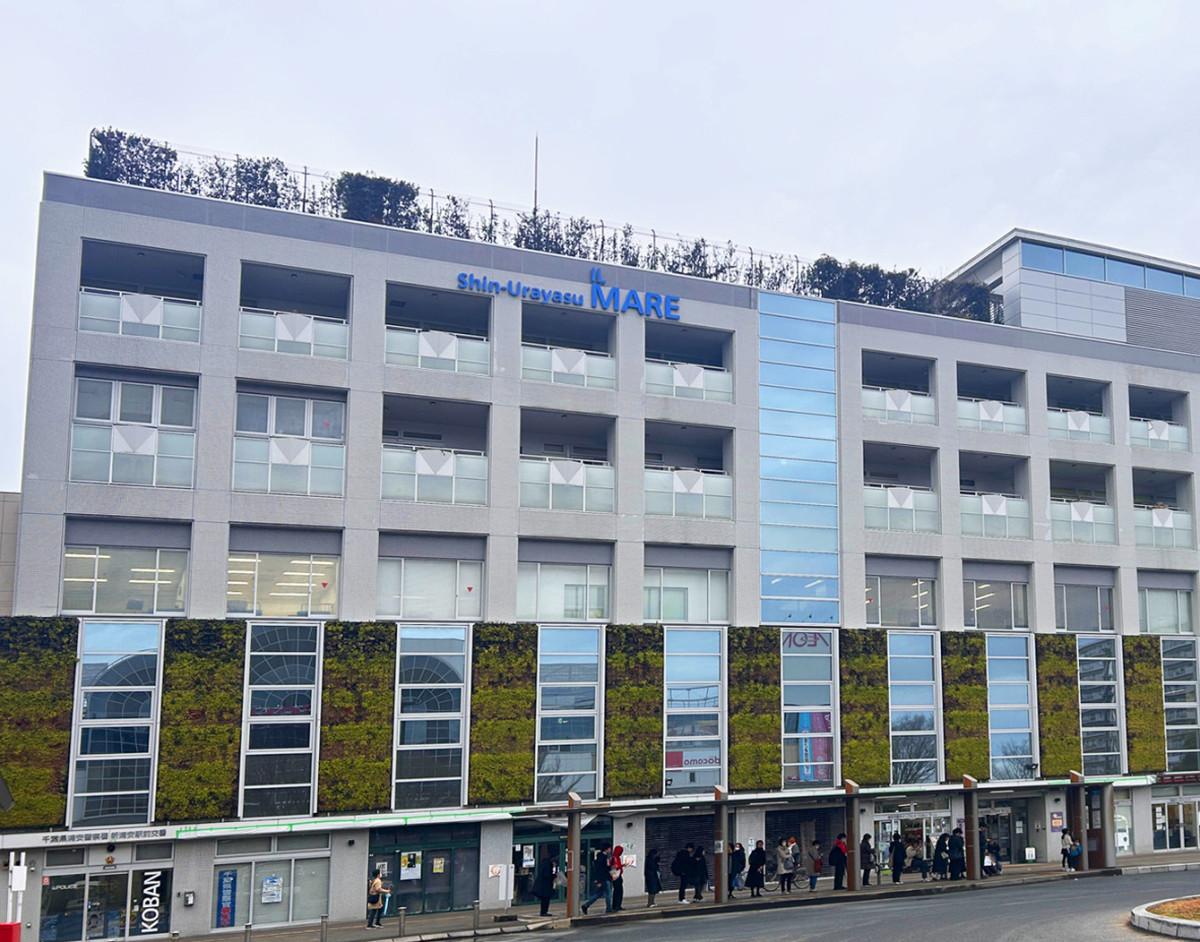 新浦安駅前プラザ