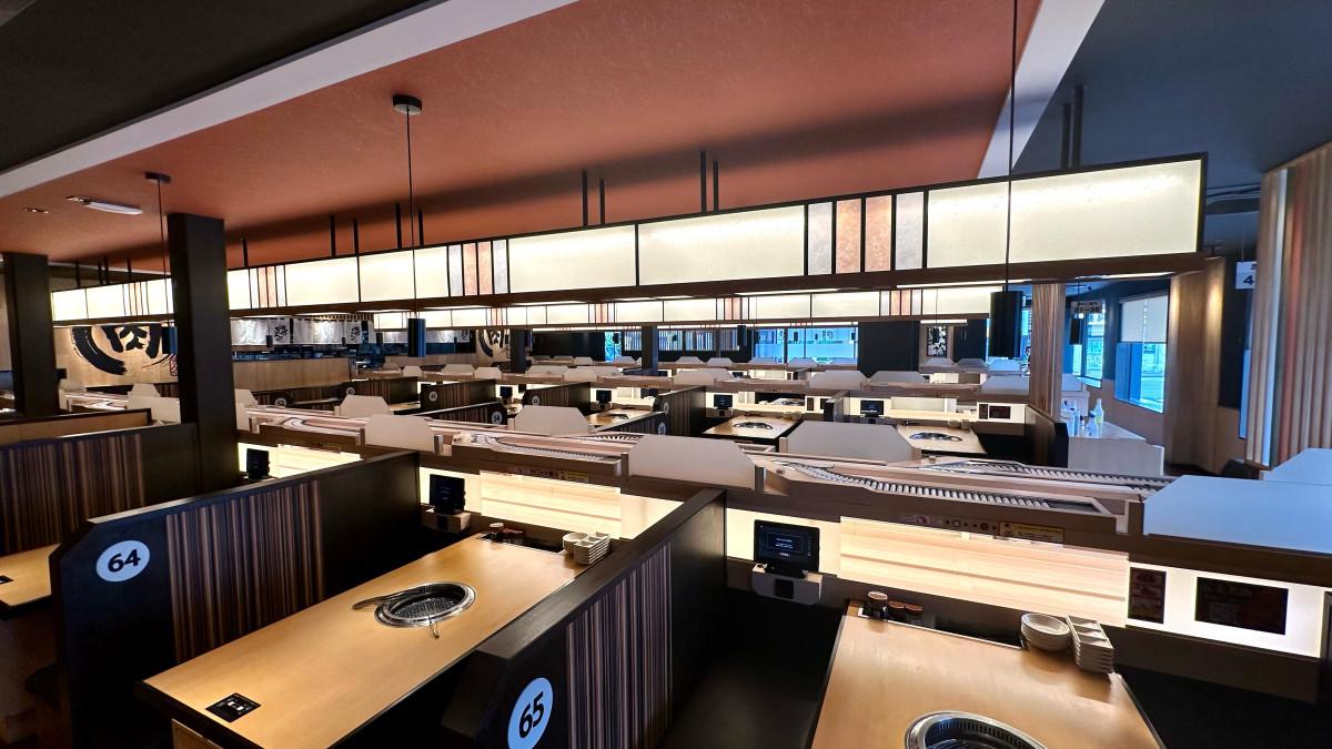 「焼肉きんぐ マーヴ浦安店」の内覧
