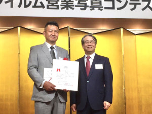 頂点に立ちながらも業界の変革に取り組み続けるフォトグラファー