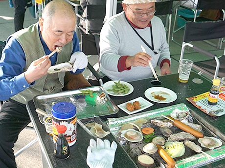 宇都宮パルコ屋上に「カキ小屋」 海なし県で浜焼き気分満喫