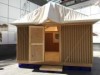 建築家・板茂さんの「紙のログハウス」、バンクーバー美術館で野外展示