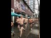 バンクーバーで「アンディーRUN」 300人がパンツ一丁で街中走る