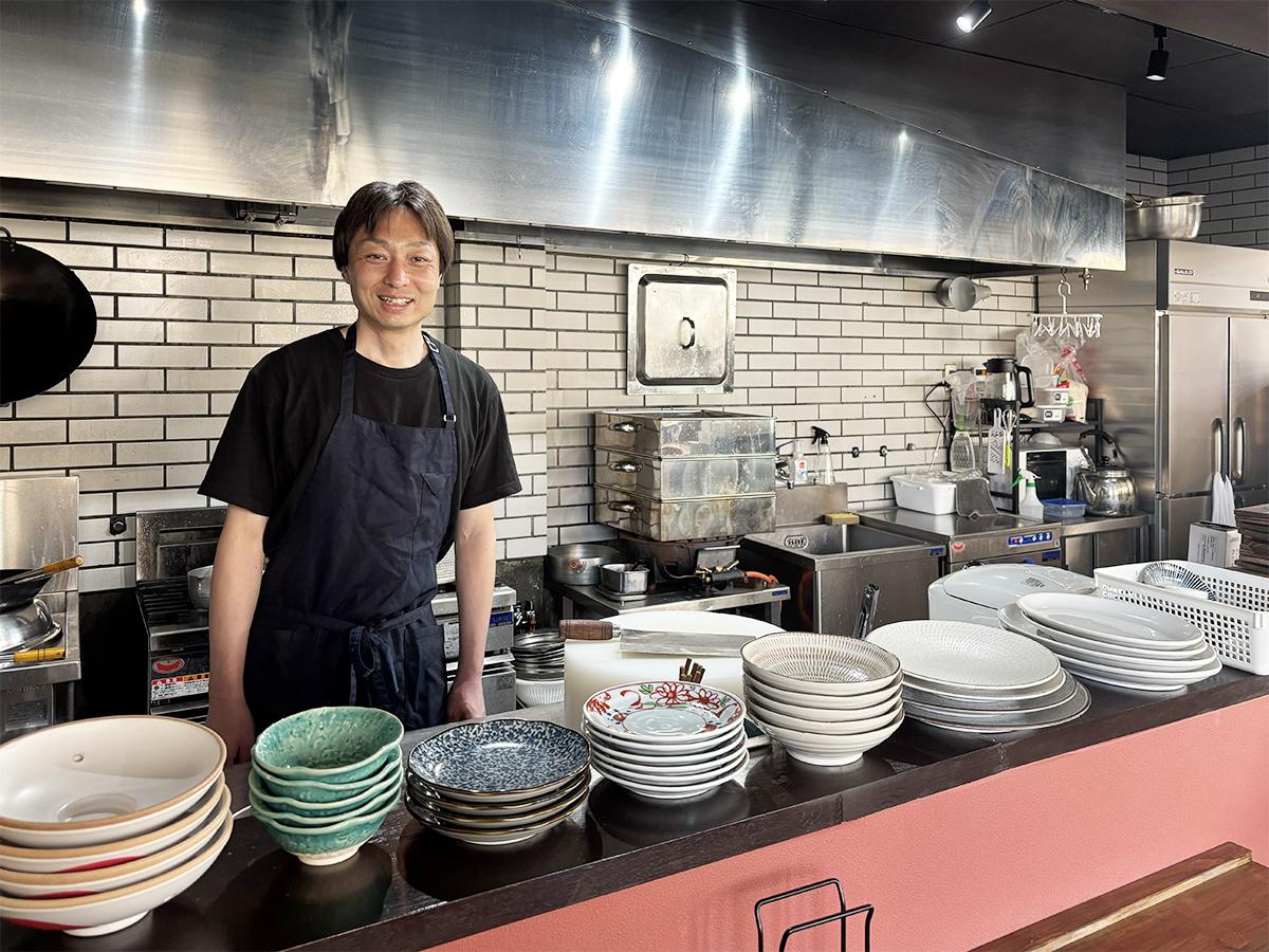 「中華旬菜蕾」店主の大江晋策さん
