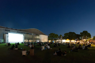 夏の風物詩、山口・YCAMで星空上映会　「野生の島のロズ」など3本